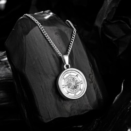 murtoo Mens Necklace, Compass Pendant for Men, Silver Coin Pendant for Men Women, Stainless Steel Cuban Chain Necklace Gift Ideas for Men Women 50cm+5cm