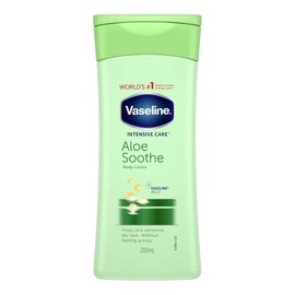 3 x Vaseline Intensivpflege Body Lotion - Aloe Soothe - mildert trockene, rissige Haut - 200 ml