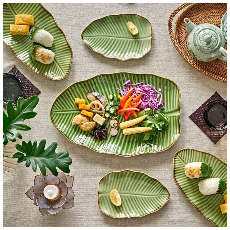 Banana Leaf Plate Large Length 13.4 inches (33.9 cm) Green