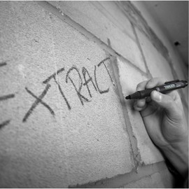 TRACER All-Purpose Clog-Free Construction Marker (All-Purpose Marker Perfect for Shiny and Dusty Surfaces.) – Black