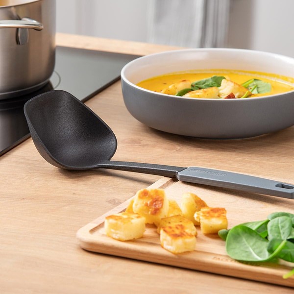 Fackelmann Statement Ladle - Perfect for Soups, Sauces & Stews,