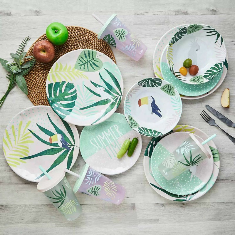 Zak Designs 16 Piece Melamine Color Changing Tumbler & Dinnerware