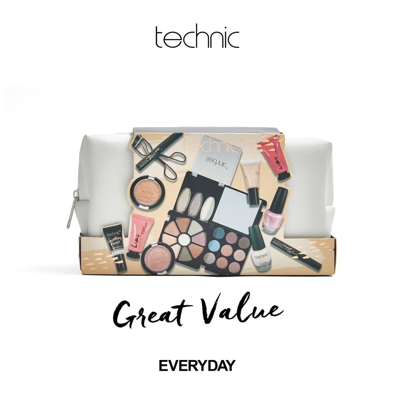 Technic Cosmetic Bag Set - Full Make Up Kit -