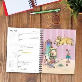 Willow Creek Press Dogs by Gary Patterson Softcover Weekly Planner 2025 Spiral-Bound Engagement Calendar (6.5" x 8.5")