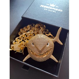 ICEDIAMOND Luxury Lab Diamond Big Shark Pendant Necklace, Iced Out Full Super Shiny 5A Zircon with Cuban Link Chain, Gold Plated Hip Hop Jewelry for Men Women (G-20''Cuban)