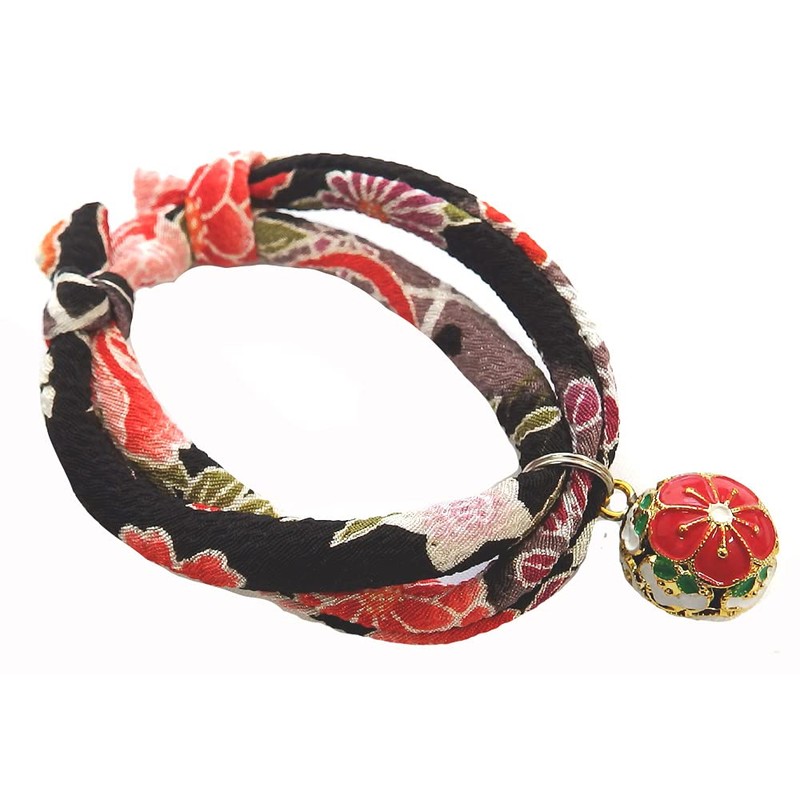 Collar: Cat collar, cat bell charm (fireworks black, plum red),