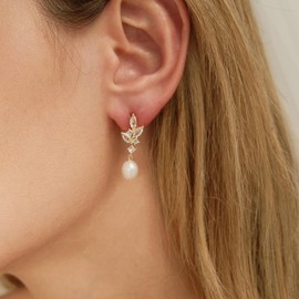 Pearl Earrings for Women Trendy,14K Gold Plated Prom Earrings Dainty Pearl Drop Dangle Earrings for Women Fashion Wedding Prom Gold Jewelry Bride Gifts