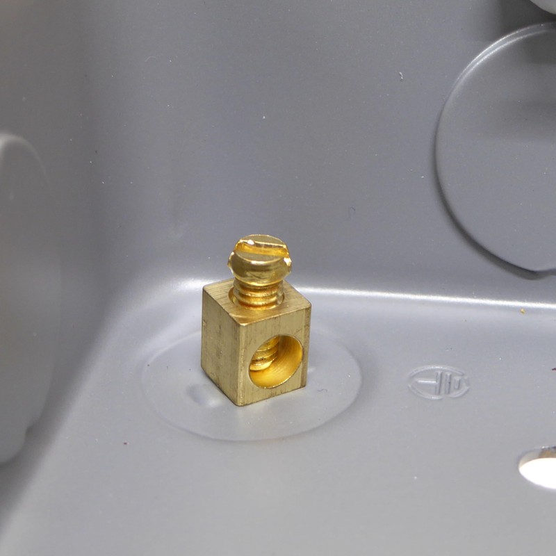 Metal Clad Double Pole Socket 2 Gang 13A Switched with