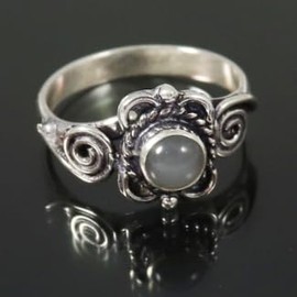 JEWELSTREZORO Grauer Mondstein Edelstein Bandring 925 Sterling Silber Ring Herren & Damen Bandring Geschenkartikel Handgefertigter Schmuck TSR165F_63 (20.1)