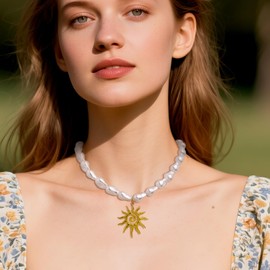 Sonateomber Dainty Gold Pearl Sun Pendant Necklace for Women, Trendy 14K Gold Plated Adjustable Dangle Summer Choker Necklaces Prom Wedding Fashion Jewelry Gift