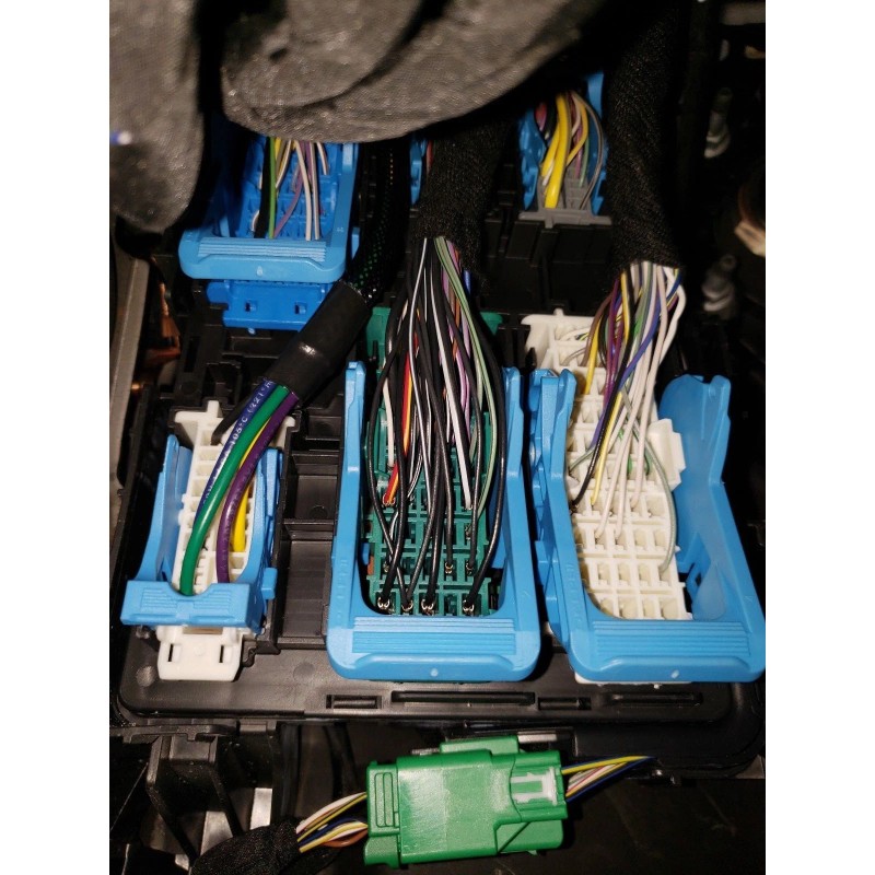 Delphi 2014-2019 GM UPFITTER CHEVY GMC JUNCTION BLOCK CONNECTOR AUX