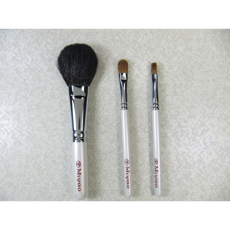 Kumano Cosmetic Brush, Portable, Set of 3, White Pearl No.