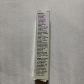 It Cosmetics Bye Bye Under Eye Anti-Aging WATER/P Concealer MEDIUM (N) .40 oz.