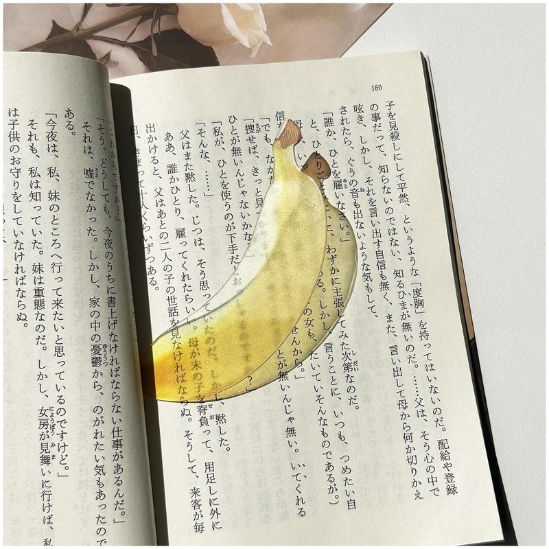 アクリル製 フルーツしおり 透明&可愛い 果物モチーフ ブックマーク 本・読書・手帳に おしゃれなギフト 卒業・誕生日・就職・母の日・父の日・記念品・ノベルティに人気 (スイカ/バナナ/半分のりんご/イチジク