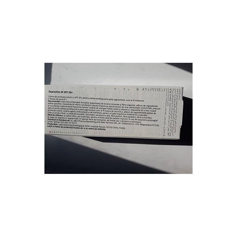 ACM DEPIWHITE M CREMA PROTECTORA