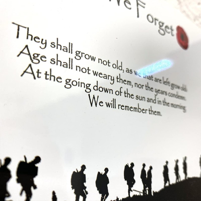 ShopQuality4U Soldiers Military Poppy Lest We Forget Printed on Glossy