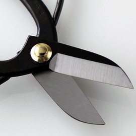 Wazakura 3PCS Japanese Ikebana Essential Tool Set Made in Japan, Floral Arrangement Kit [ Koryu Scissors + 80mm Round Black Kenzan + Flower Pin Holder Care Tool ]