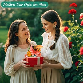 Linkax Solar Garden Ornaments Outdoor, Honeybee Statue Garden Light, Unique Retirement Birthday Easter Gifts for Women Nanny, Gardening Presents Mum Gifts for Mothers Day, Patio Balcony Yard Decor