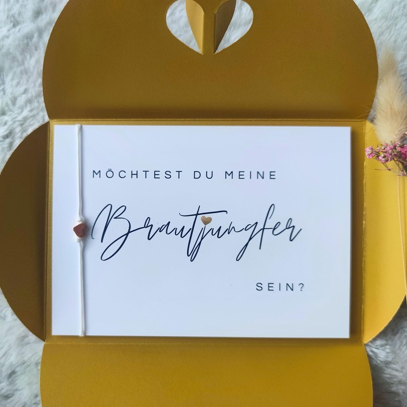 Briefzauber - Bridesmaid Questions - A6 Card with Bracelet &