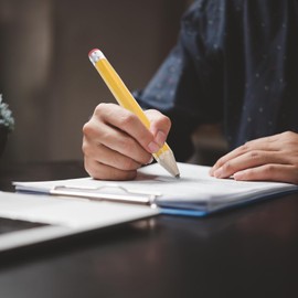 Alasum Wooden Jumbo Pencils Huge Giant Pencil Funny Big Pencil Novelty Large Inspirational Pencils for School Home Students Party Favors Supplies 34cm