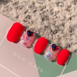 MunNail Neon Heart Nail ❤ - Short Oval / MunNail 네온 하트 네일 ❤ - 숏오벌