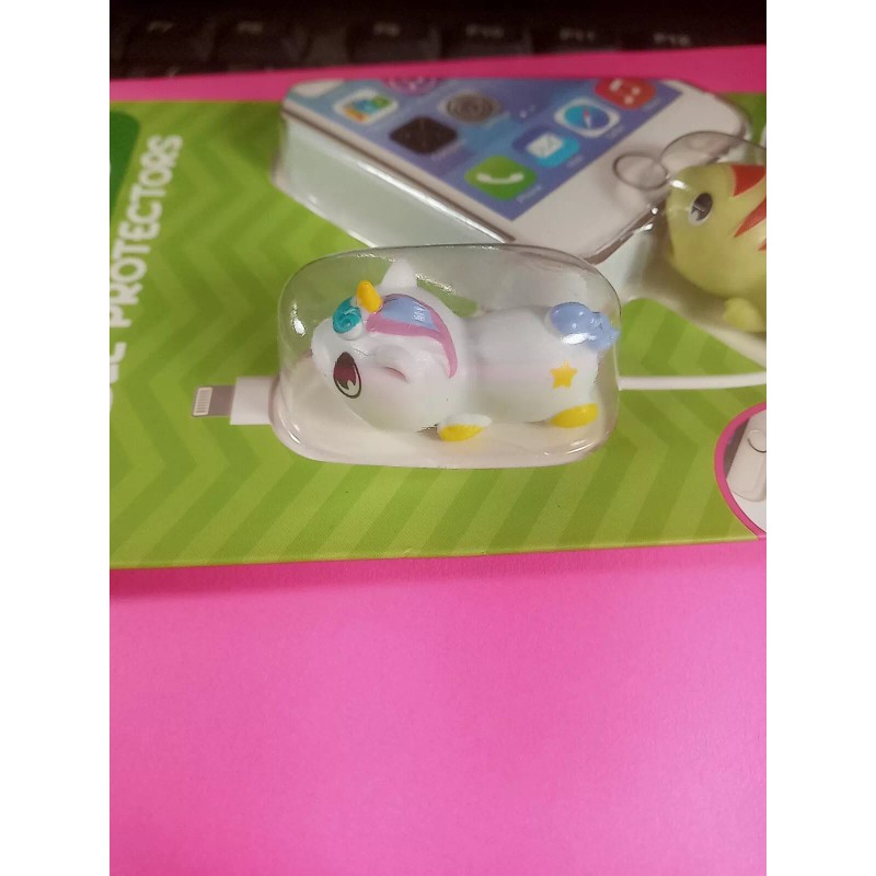 Universal New Tzumi Cord Bytes Silicone Unicorn + Lizard Fitting