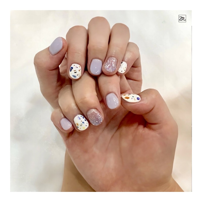 Dara Beauty September Art of the MonthMother-of-Pearl Nails❣ - Not