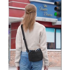 UTO Fanny Pack, Waist Bag for Men and Women, Waterproof Nylon, Fashion, Slim, Light Waist Pack with 3 Zipper Pockets