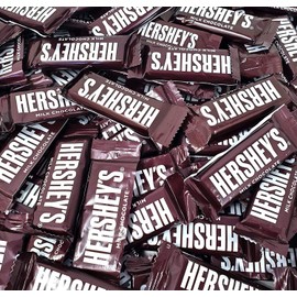 Hershey's Milk Chocolate Bars, Individually Wrapped Snack Size Chocolate Candy, Original Hershey Bars, Bulk Pack Of 2 Pounds