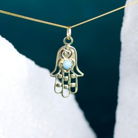 Carissima Gold Women's 9 ct Yellow Gold Turquoise 12.6 x 26.5 mm Hamsa Hand Pendant on 9 ct Yellow Gold 0.7 mm Diamond Cut Curb Chain Necklace of Length 46 cm/18 Inch