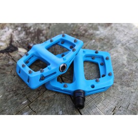 Eastern Nylon Linx Pedals 9/16 - Lightweight, High-Grip MTB & BMX Pedals with Removable Metal Pins, Chromoly Axle for BMX, MTB, Road & Kids Bikes - Blue