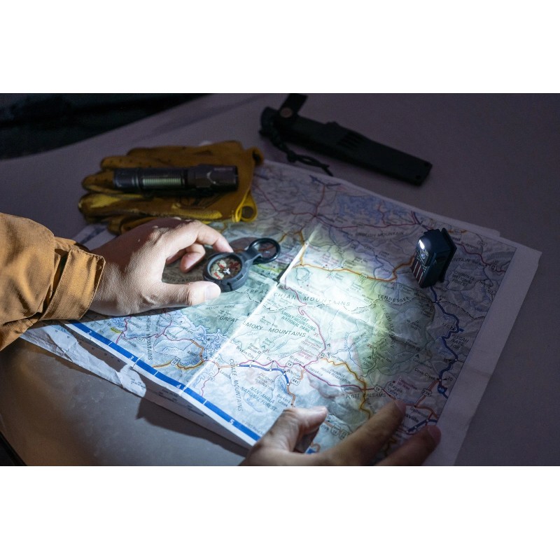 Olight Oclip Ultra Stars & Stripes Clip-On Light, Flood, Spot,