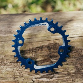 Funn Solo Narrow Wide Chainring for 9 10 11 12 Speed Chain, Fits Asymmetric 96mm BCD Interface Crankset, Single Speed Bike Chain Ring for MTB, BMX Bike, Gravel Bike and Road Bike (32T, Blue)