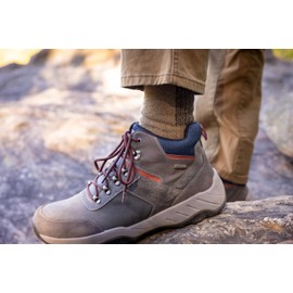 Jeep Men's Rugged Wool Blend Crew Socks-1 Pair Pack-Heavyweight Cushioned Comfort and Blister Prevention, Brown, 12-15