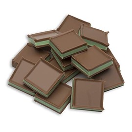 Mrs. Cavanaugh’s Milk Chocolate Sandwich Mints 8 oz Box – Creamy Mint Filling Between Chocolate Discs – Candies Gift, Party Favor, Holiday Treat, Dessert Candy