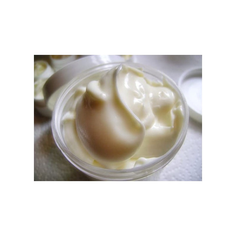 De'esseBoutique Winterblend Shea Moisturizer 8oz Jar