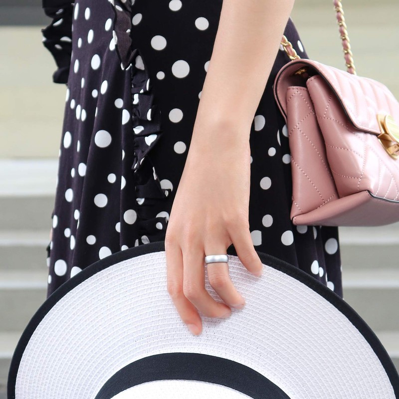 Forthee Silicone Wedding Ring for Women, Breathable Inner Curve Rubber