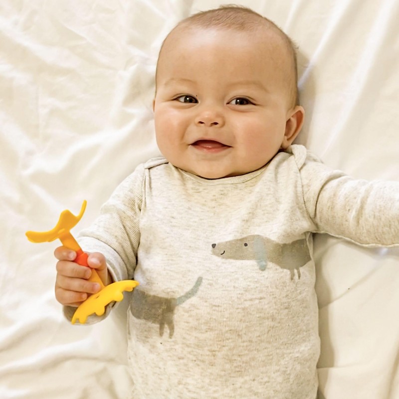 Innobaby Original Teethin Smart EZ Grip Star Teether and Sensory