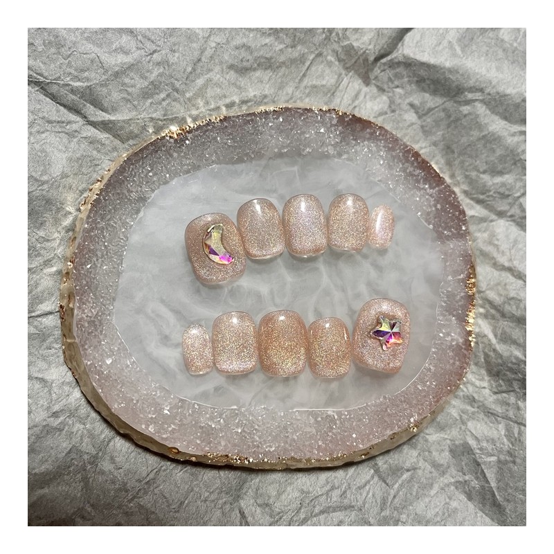 One stone parts-focused gel nails - Mini Square / One
