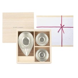 [Nousaku Japanese Paper Wrapping] Katakuchi - Small Guinomi, Set of 2, Paulownia Box