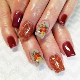 Fall Press on Nails Short Square Fake Nails Autumn Flower False Nails with Glitter Designs Glossy Red Elegant Glue on Nails Full Cover Acrylic Artificial Nails Fall Floral Stick on Nails for Girls