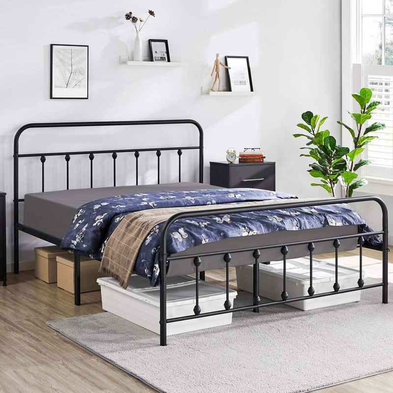 Yaheetech Classic Metal Platform Bed Frame Mattress Foundation with Victorian