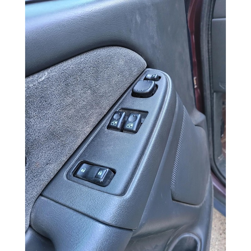 15883318 2003 Chevy Silverado Window Switch & Bezel Fit for