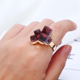 Boho Square Crystal Statement Ring for Women Girls Gold Plated Adjustable Expandable Promise Engagement Geometric Rings Comfort Fit Elegant Art Deco Birthday Christmas Cocktail Party Y2K Jewelry Gift (Wine Red)