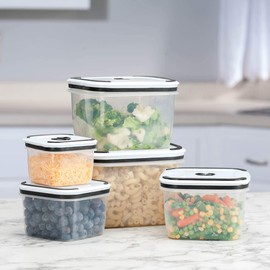 Fox Valley Traders 10 Piece Sealed Storage Set by Chef's Pride