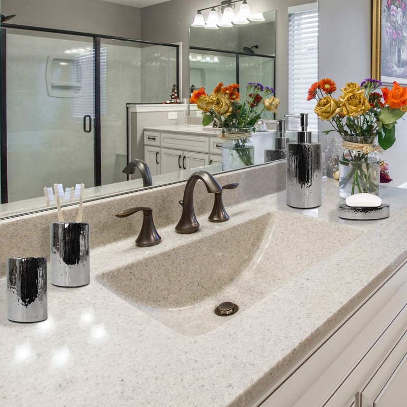 Blue Donuts Bathroom Accessories Set, Toothbrush Holder, Soap Dispenser, Silver,