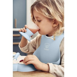 BabyBjorn Baby Bib, Powder Blue, One Size Fits Most, Single Item, Stepless Adjustment, Ultra-Lightweight Design, Only 2.3 oz (66 g) (No Silicone)