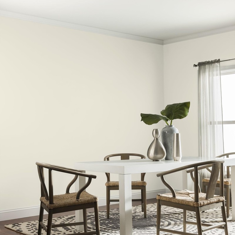 Glidden Interior Paint + Primer: White/Off White, One Coat, Eggshell,