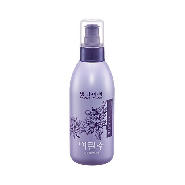 Experience Refreshing Cleanliness with Daeng Gi Meo Ri Feminine Herbal Cleanser - Safe for Sensitive Skin, Eliminates Odor, pH Balanced, and Voted #1 in Korea - 200ml