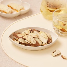 단맛이 나는 약방의 감초 150g Sweet-tasting Licorice from the Apothecary 150g